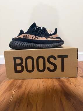 Size 9.5 - adidas Yeezy Boost 350 V2 Copper 190308882634